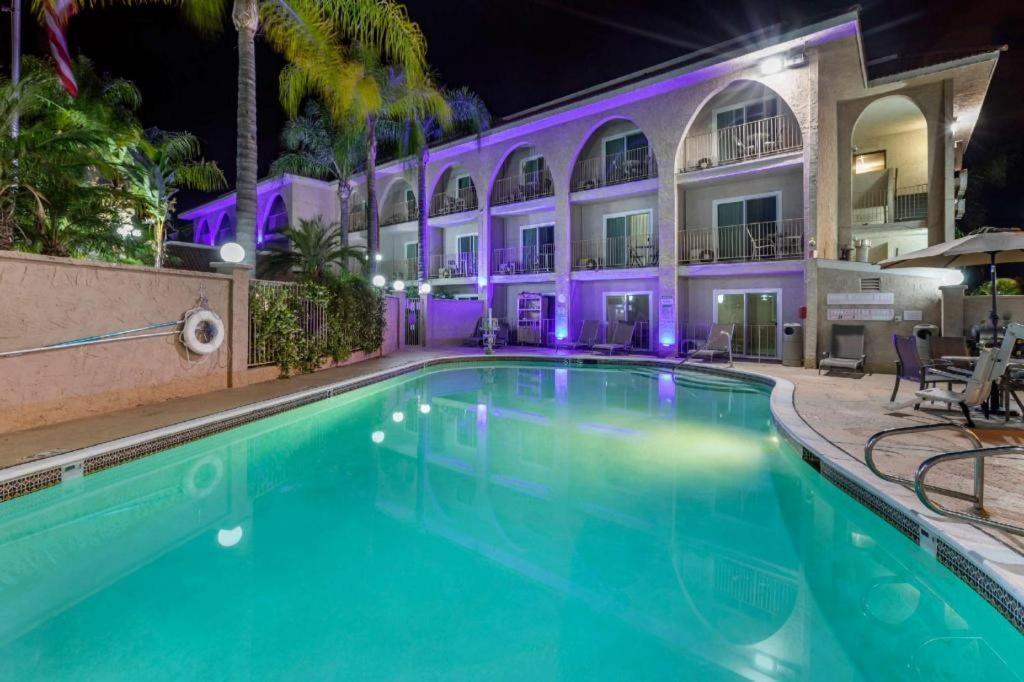Comfort Inn Escondido San Diego North County מראה חיצוני תמונה